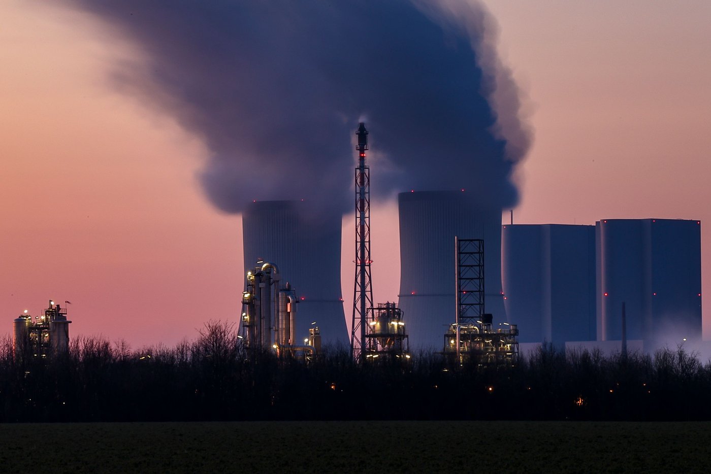 Chemical industry: US company Dow closes two major plants in eastern ...