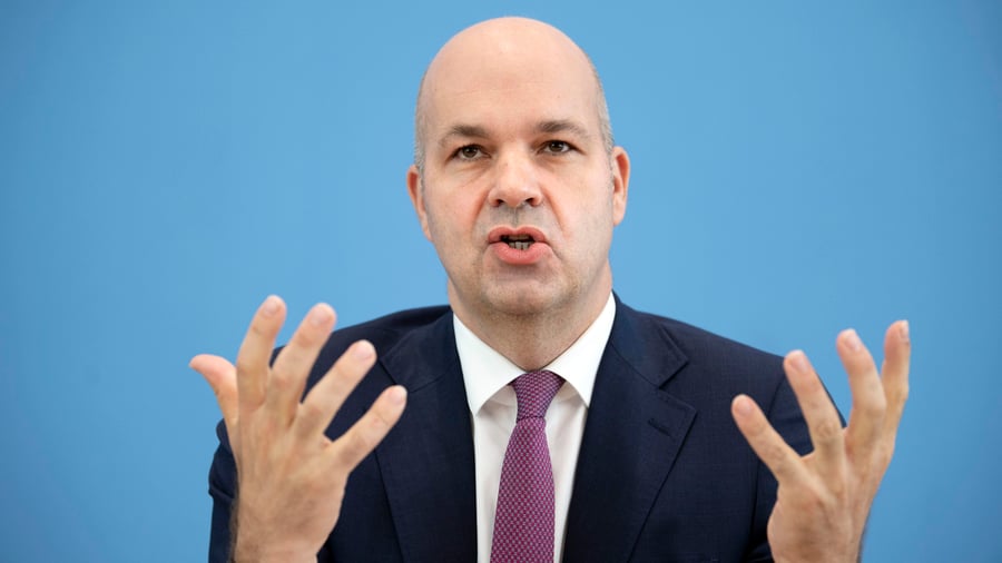 Spritpreis: Ökonomen kritisieren Entlastungspläne der Koalition – 