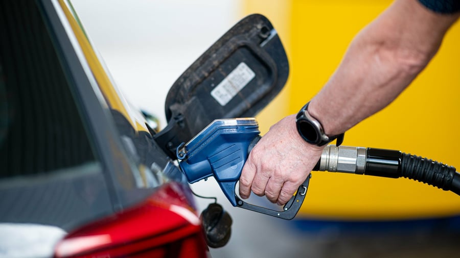 Verbraucherpreise: Tankrabatt drückt Inflation vorübergehend