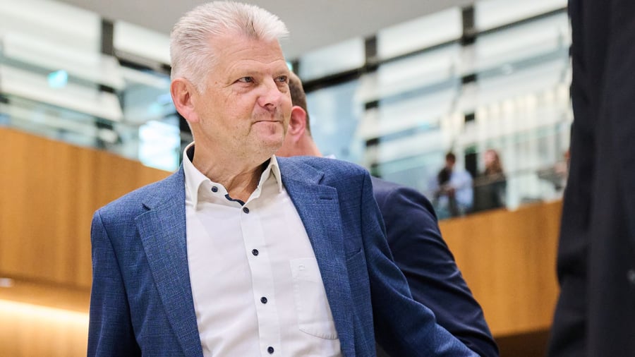 Staatsanwaltschaft ermittelt: Niedersächsischer SPD-Fraktionschef Politze tritt zurück