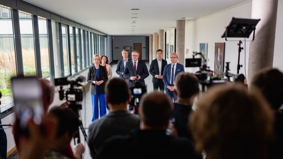 BSW-Spitze tritt aus: Thüringer Koalition im Krisenmodus - Wie es nun weitergeht