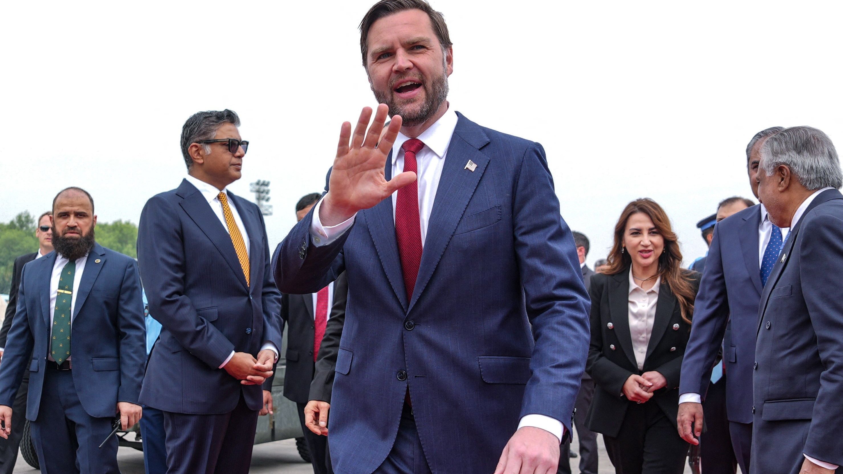 Iran-Krieg: Vance, Witkoff und Kushner in Islamabad eingetroffen