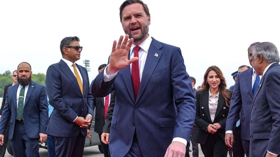 +++ Iran-Krieg +++: Vance, Witkoff und Kushner in Islamabad eingetroffen