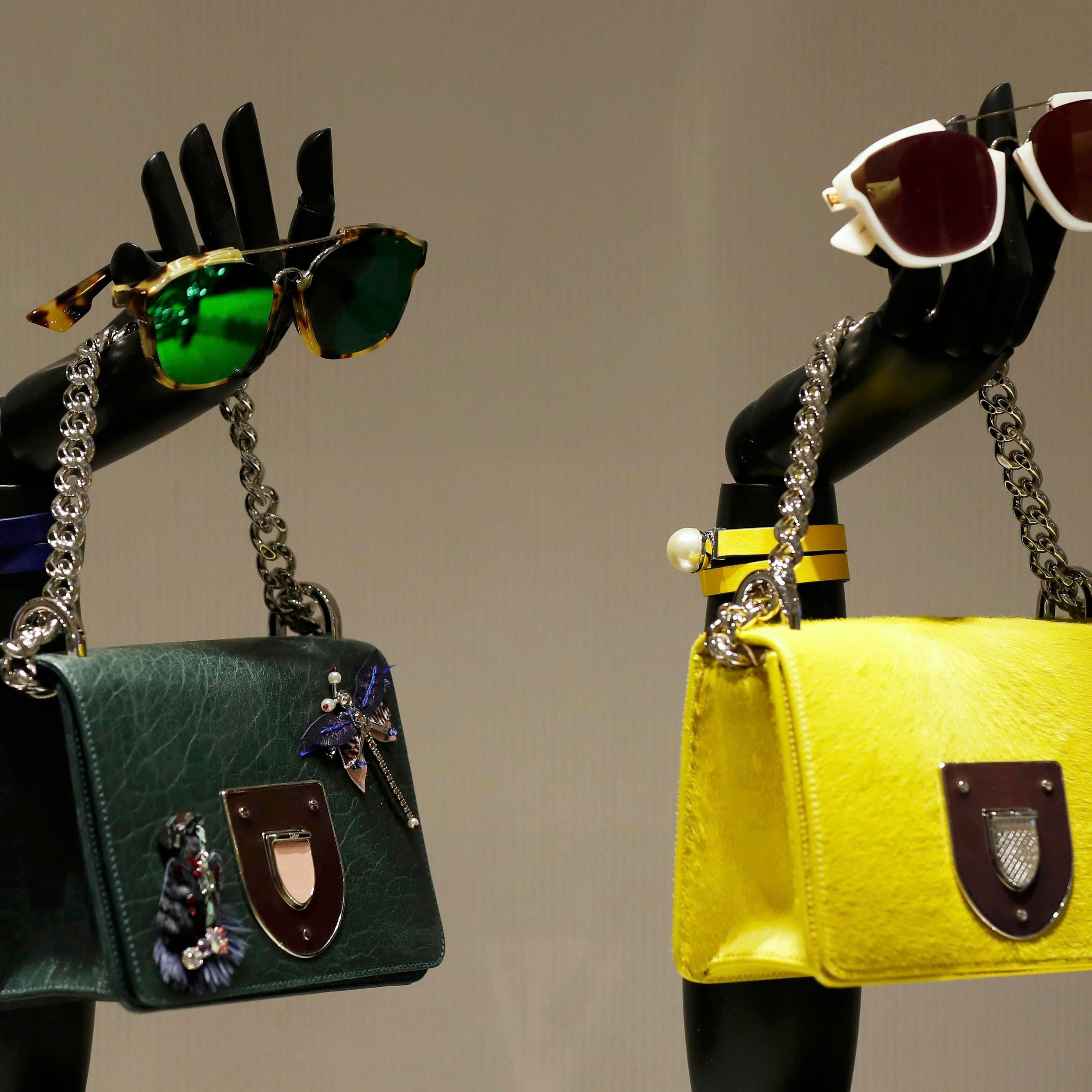 Gucci Dior und Co Onlinehandel soll Luxusbranche aus der Krise helfen