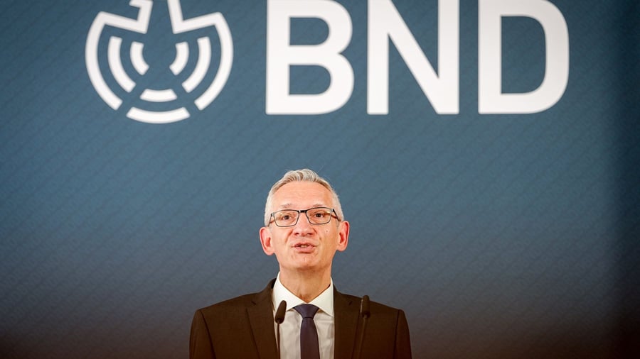 Bundestag: Was dürfen Deutschlands Nachrichtendienste künftig?